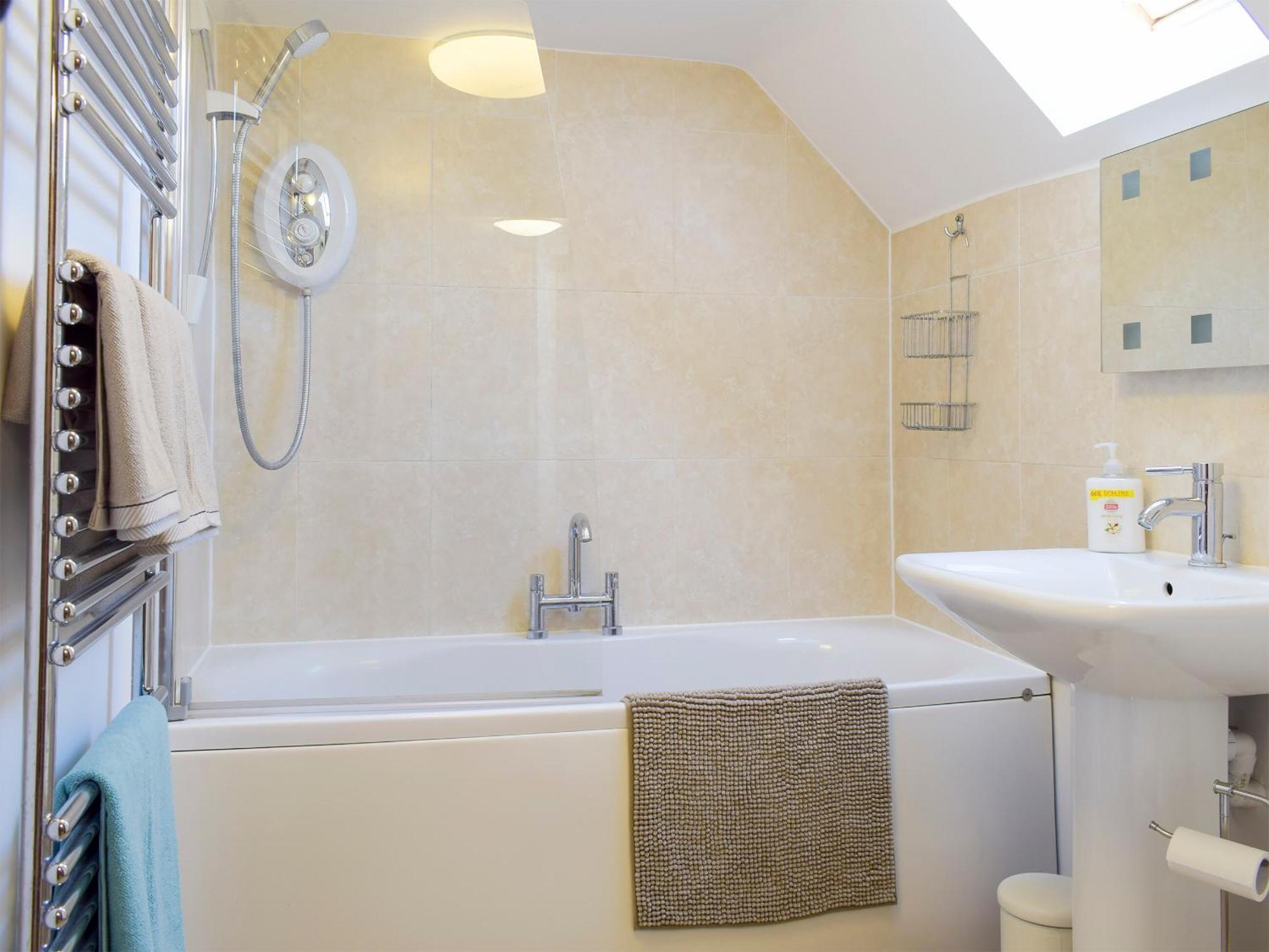 Twin Oaks Villa Crudgington Bagian luar foto