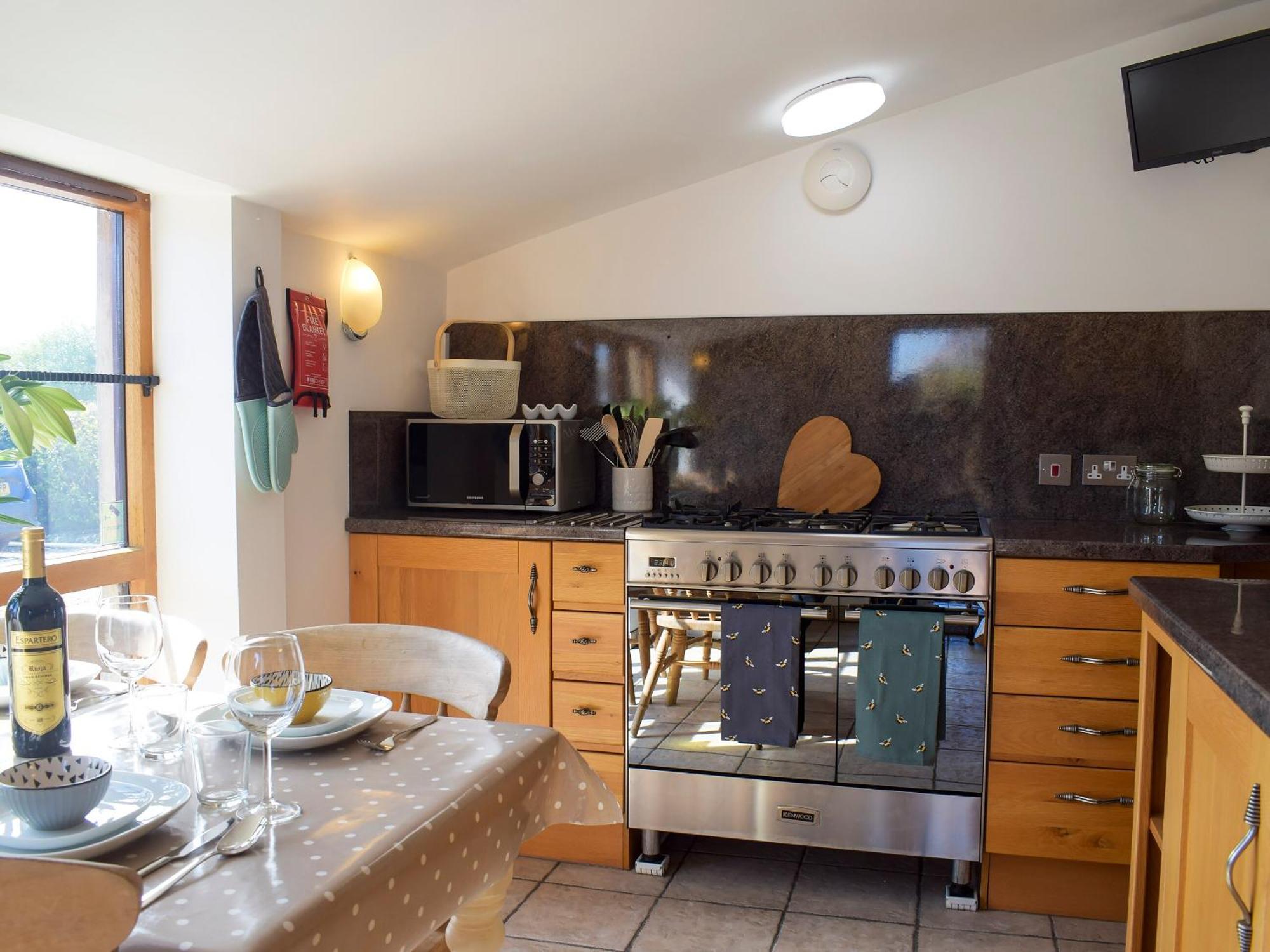 Twin Oaks Villa Crudgington Bagian luar foto
